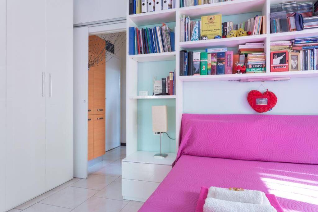 Pensión Bright & Cozy With Balcony Milán